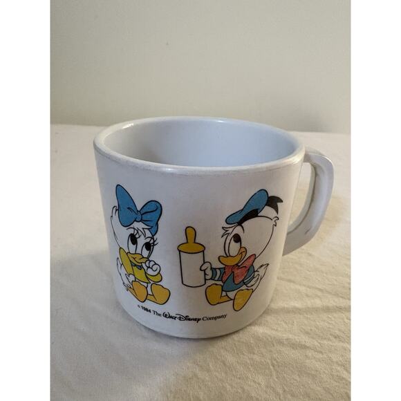 VTG Disney Mug Baby Mickey Minnie Donald Daisy 1984 Selandia Designs Plastic Cup - Picture 2 of 8